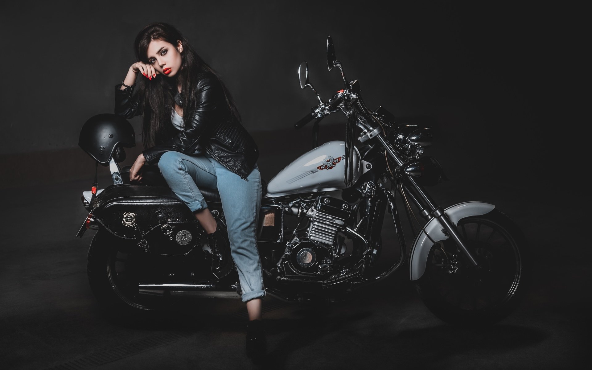 Biker girls: style and drive in Faisalabad
